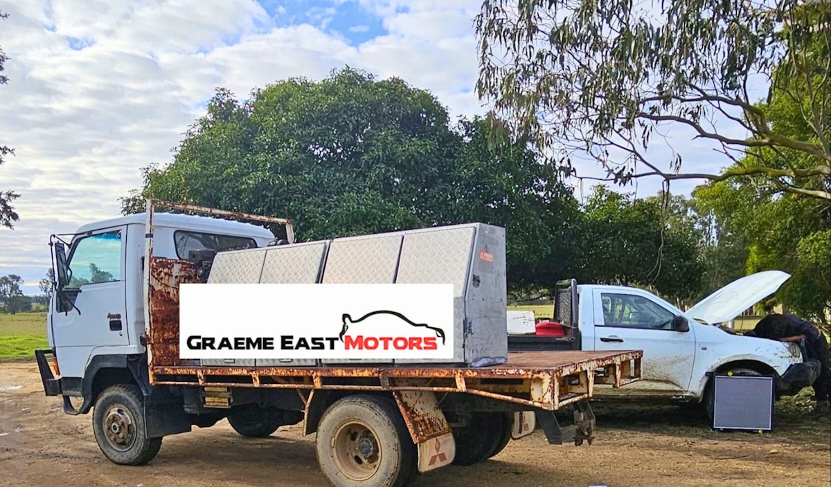 Graeme East Motors replacing a Radiator - Field Service